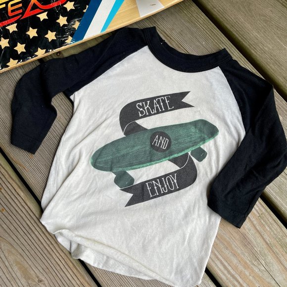Tiny Whales 4T Skate and Enjoy t-shirt - Picture 1 of 4